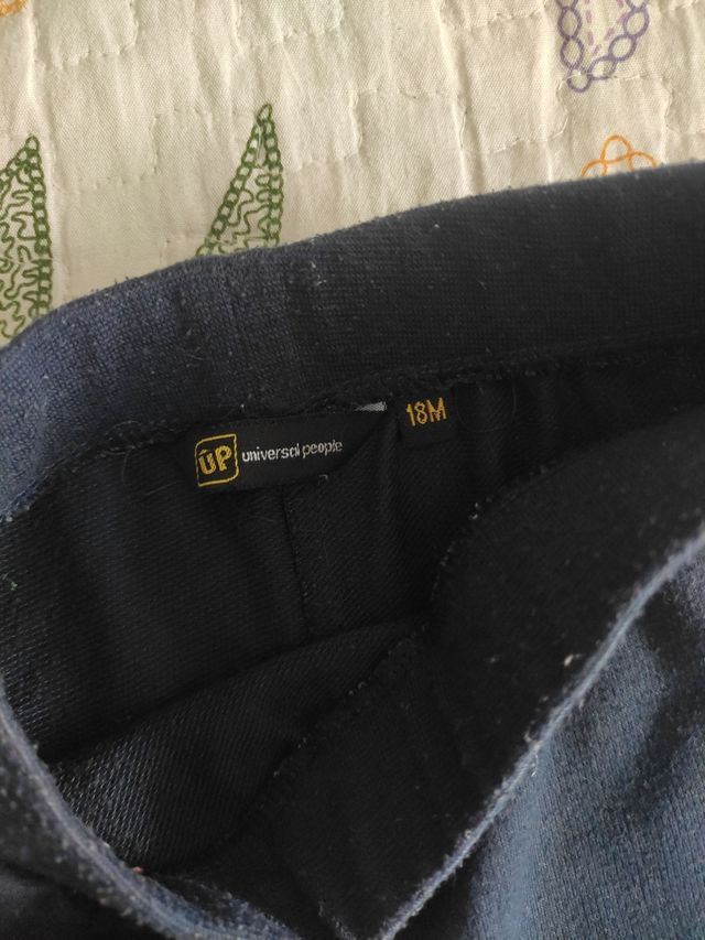 Lote pantalón deportivo 12-18 m Zara. Suelto o lot