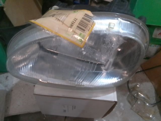 Rebajado faro opel CORSA 93:20€, retrovisor 15€