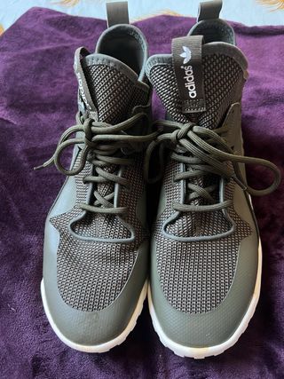 ADIDAS TUBULAR