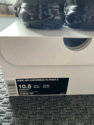 Nike Air Vapormax Flyknit 2 US10.5