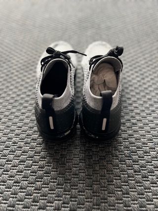 Nike Air Vapormax Flyknit 2 US10.5