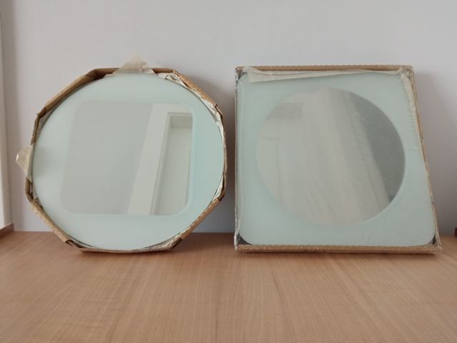 8 espejos IKEA 20x20cm (4 redondos + 4 cuadrados)