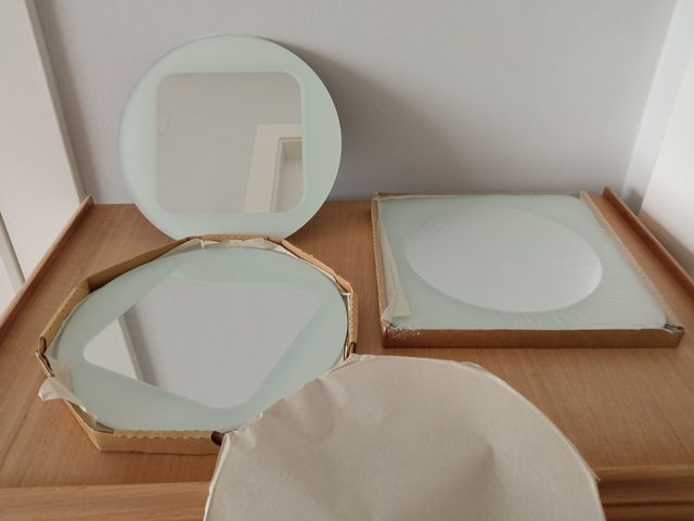 8 espejos IKEA 20x20cm (4 redondos + 4 cuadrados)