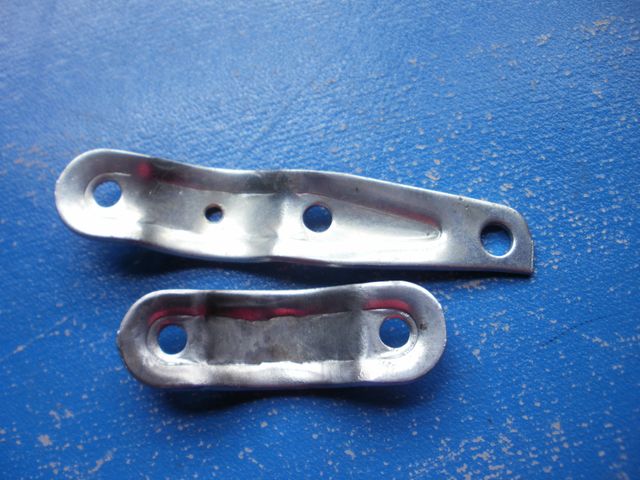 Soporte dinamo bici de varillas.