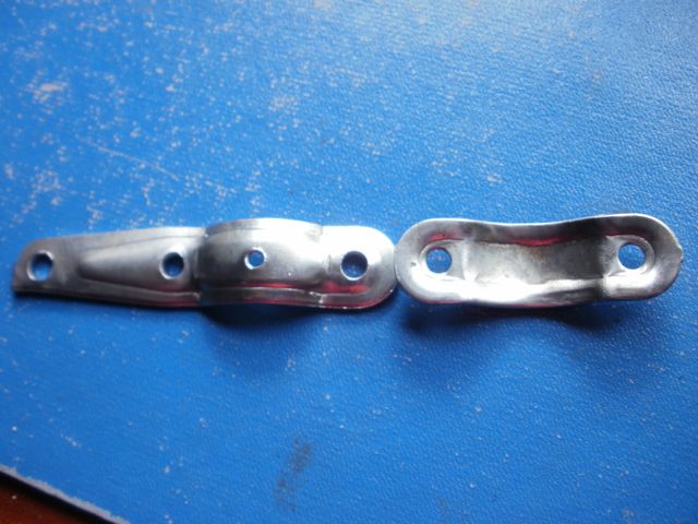 Soporte dinamo bici de varillas.