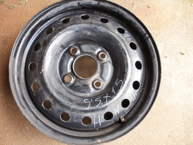 Llanta 15 pulgadas Honda Accord antiguo 