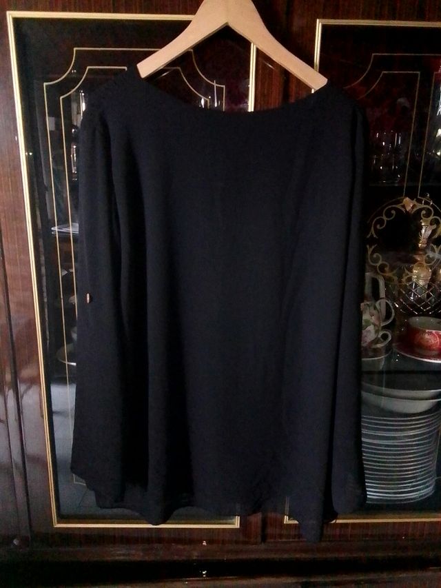 Maglietta nera plizzettata