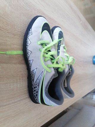 Botas futbol 7 multi tacos, césped artificial T 35