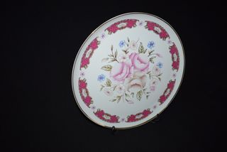 Prato raso decorativo em Porcelana 31cm - vintage