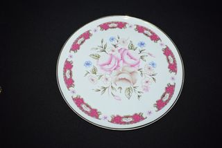 Prato raso decorativo em Porcelana 31cm - vintage