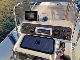 EMBARCACIÓN SEMIRRIGIDA BWA