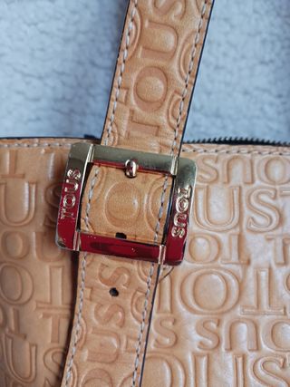 Bolso piel de "Tous ".