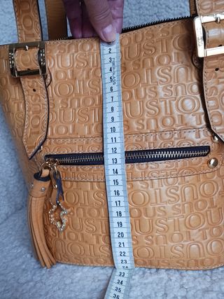 Bolso piel de "Tous ".