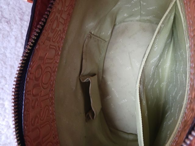 Bolso piel de "Tous ".