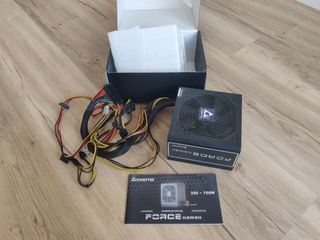 Fuente de alimentación Chieftec CPS-750S 750W