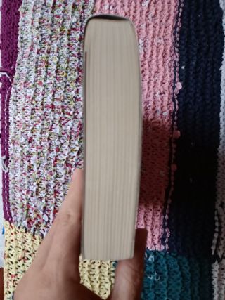 LIBRO "DE TODO LO VISIBLE Y LO INVISIBLE"