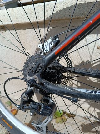 Bicicleta montaña BH Spike + casco Spiuk