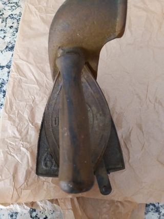 PLANCHA DE CARBON ANTIGUA MONDRAGON