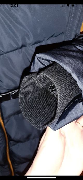 ABRIGO parka ZARA NUEVO! UNA S NEGRO CON PELO.