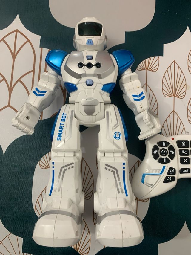 robot  XTR SMART BOT