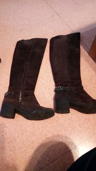Botas de piel altas 39