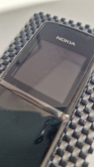 Cellulare nokia 8800d