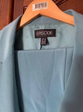 Traje de mujer de fiesta 
