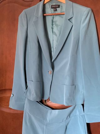 Traje de mujer de fiesta 