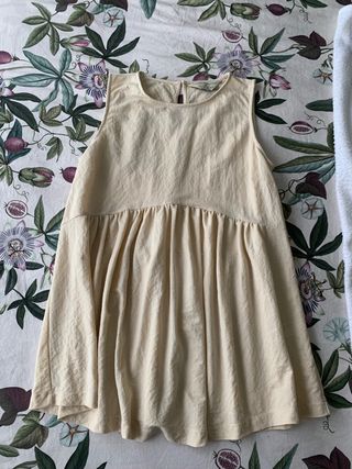 blusa beige embarazada