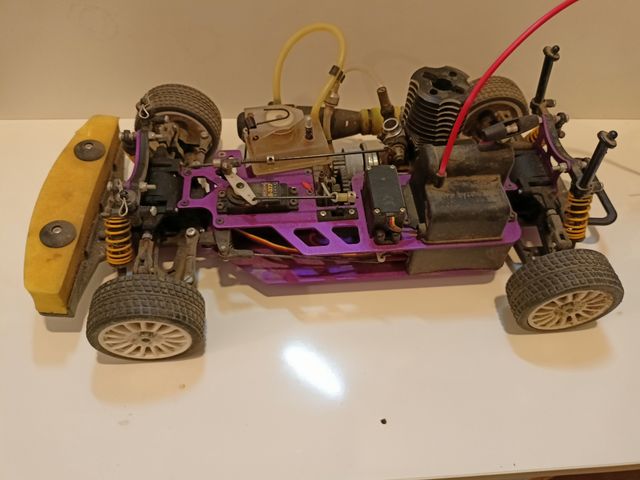 Coche RC gasolina Citroën C4 (sin chasis)