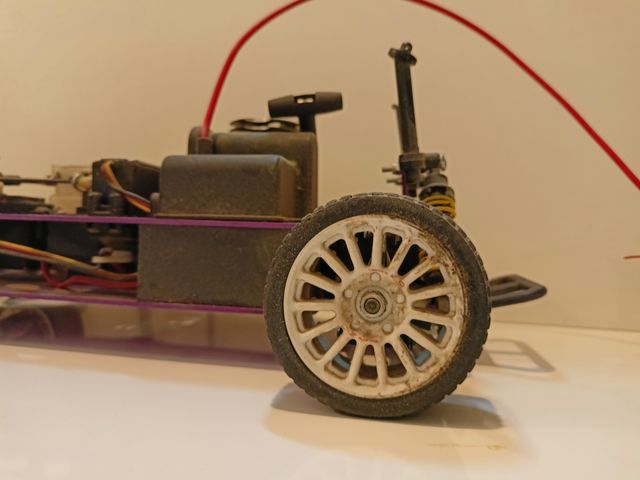 Coche RC gasolina Citroën C4 (sin chasis)