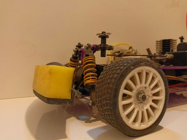 Coche RC gasolina Citroën C4 (sin chasis)