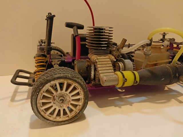 Coche RC gasolina Citroën C4 (sin chasis)