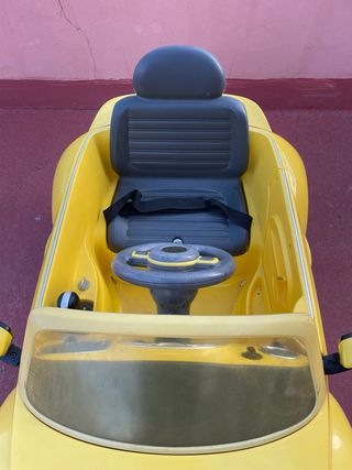 AUTO VOLKSWAGEN BEETLE RAGAZZO/RAGAZZA