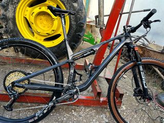 conway rlc fs7 bici campo 
bici montaña 
sid fox 