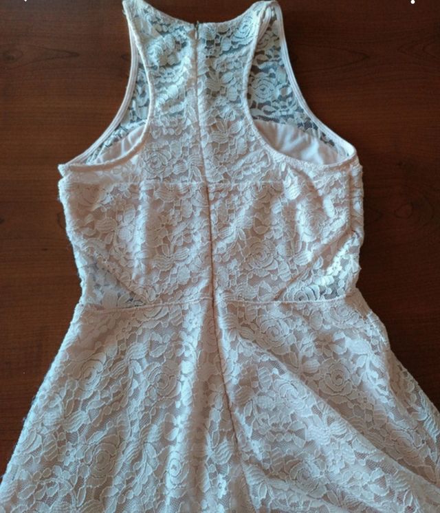 Abito in pizzo elasticizzato rosa