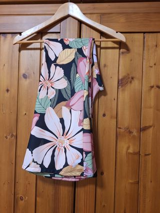 traje pantalón  muy moderno