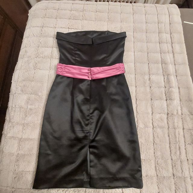 Vestido negro palabra de honor