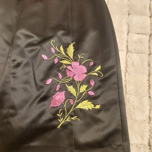 Vestido negro palabra de honor