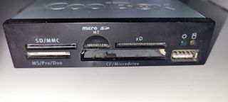 Lector de tarjetas de memoria para bahías de 3,5"