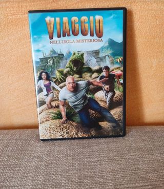 Film viaggio nell' isola misteriosa