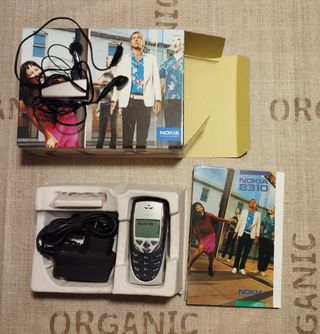 Nokia 8310