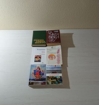 ✅Caja Llena de Libros
