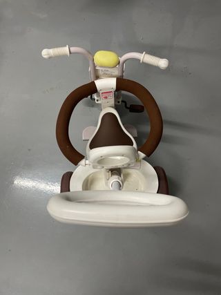 Triciclo con barrera