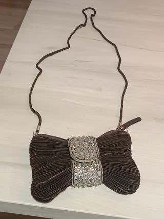 Bolso de fiesta.  Raso marrón