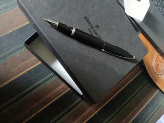 Calcolatrice e penna Pierre Cardin 
