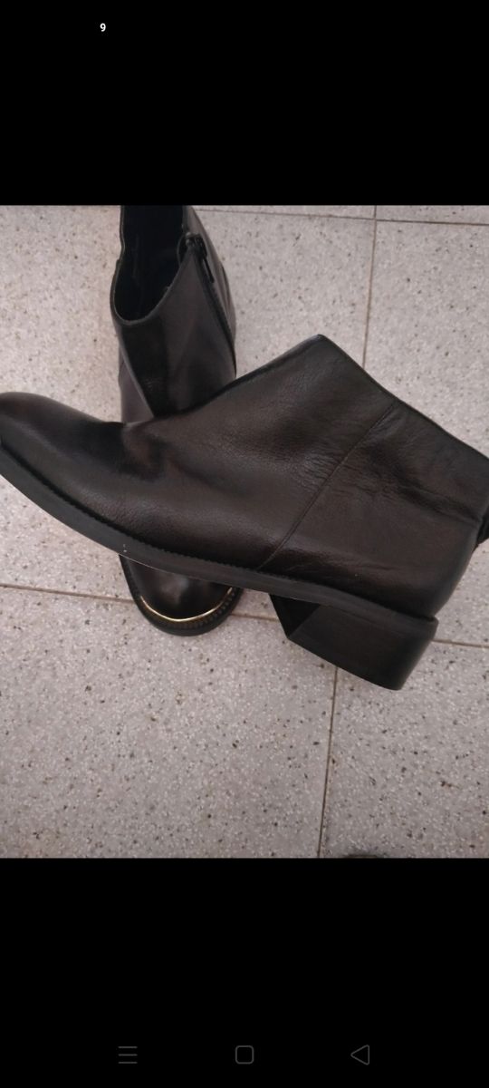 Botines de piel de mujer