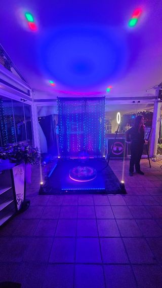 Dj, fotomaton, Plataforma 360, Bodas, Eventos