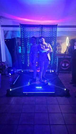 Dj, fotomaton, Plataforma 360, Bodas, Eventos