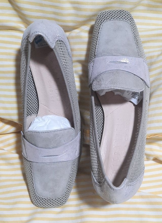 Zapato señora Hispanitas gris-plata N°35.